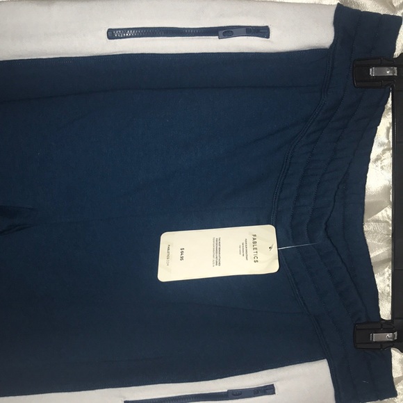 Pants - Picture 3 of 4